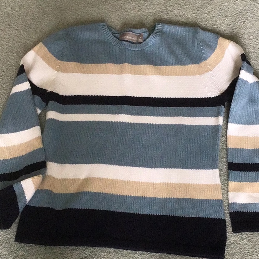 Womens pullover sweater